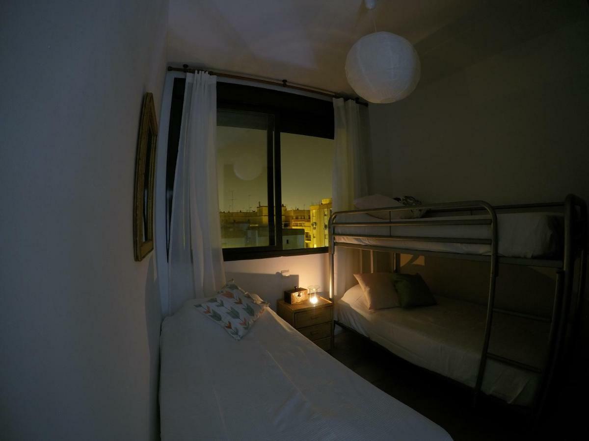The Best Hostelito! Free Parking Sevilha Exterior foto