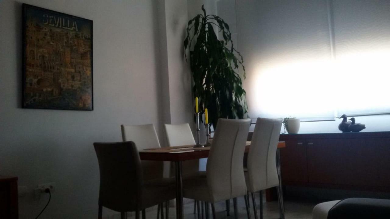 The Best Hostelito! Free Parking Sevilha Exterior foto